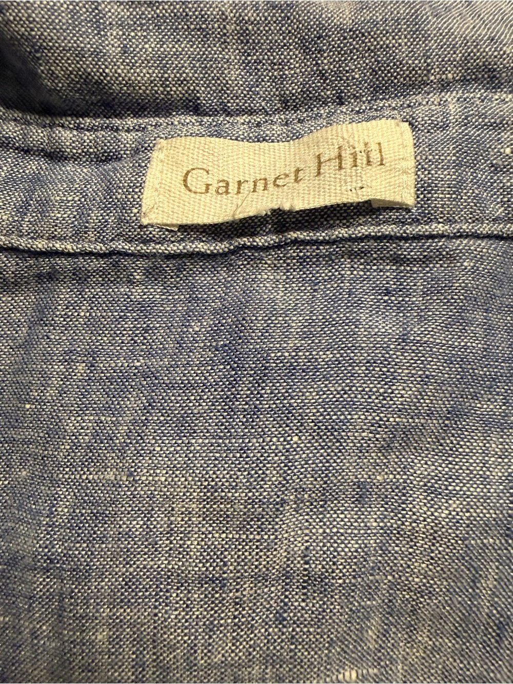 Garnet Hill Relaxed Blue Linen Button-Down Shirt - Picture 3 of 6